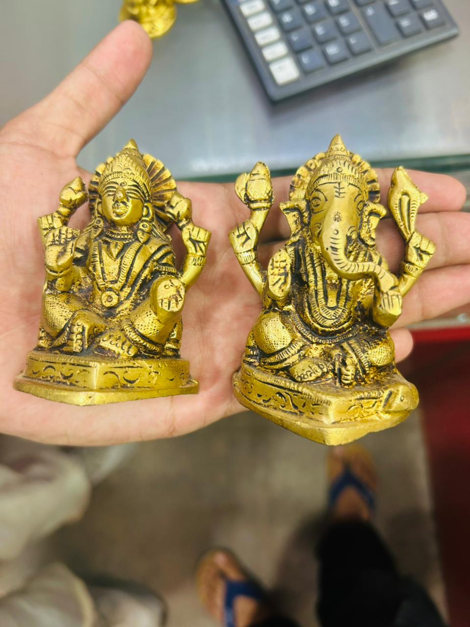 Laxmi Ganesh Brass medium size Idol – Bring Home Peace, Prosperity & Divine Blessings